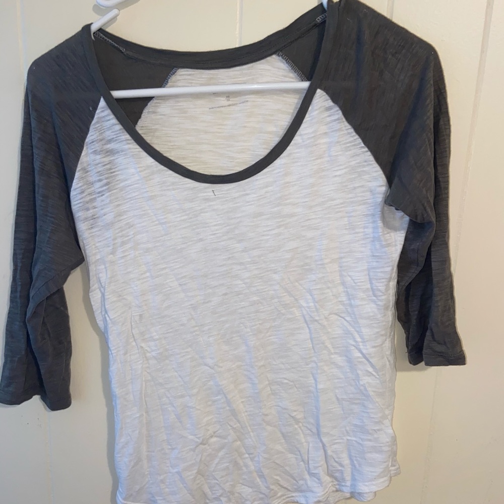 Baseball tee